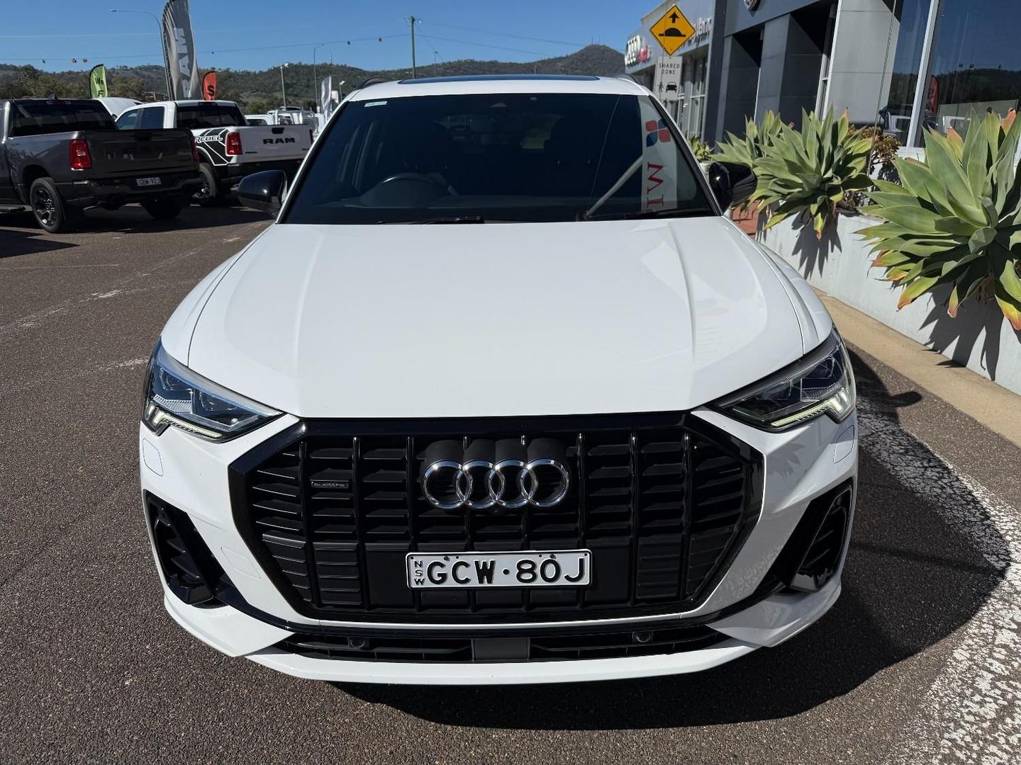 Image about Audi Q3 S line 40 TFSI quattro S tronic