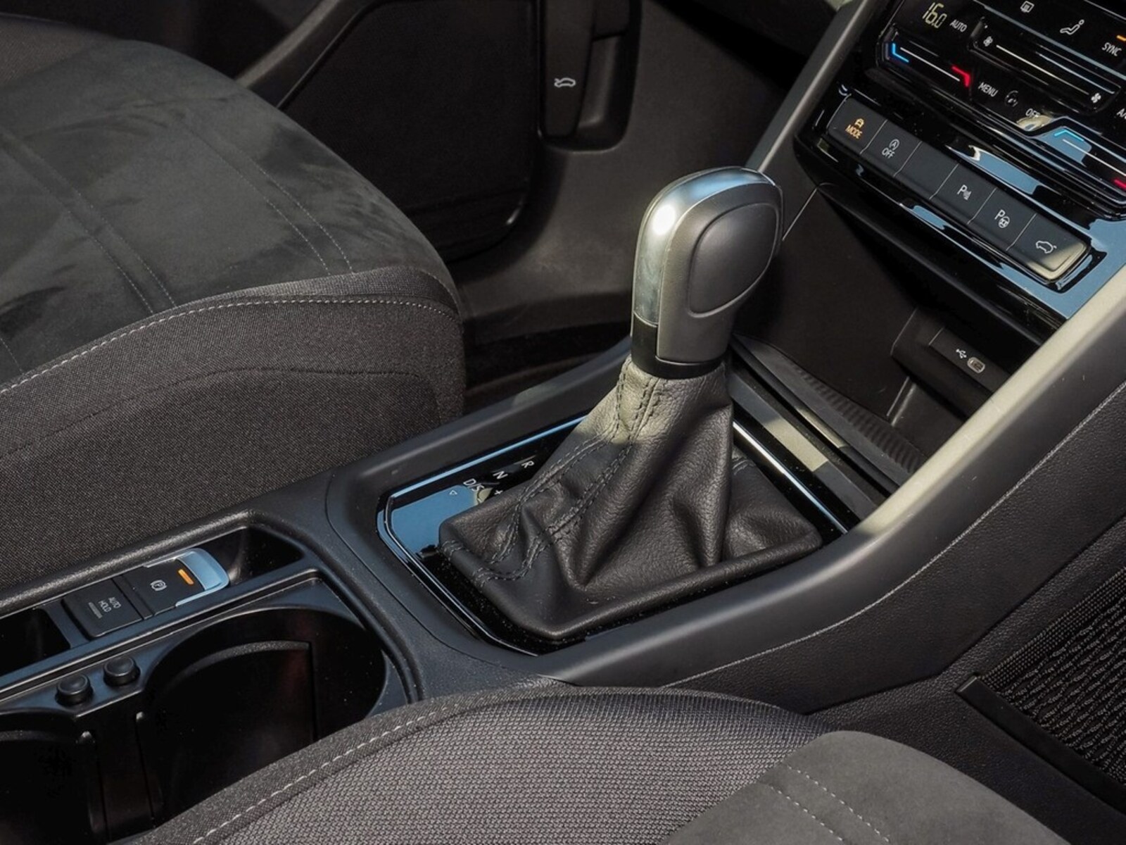 Volkswagen Touran – Bild 11