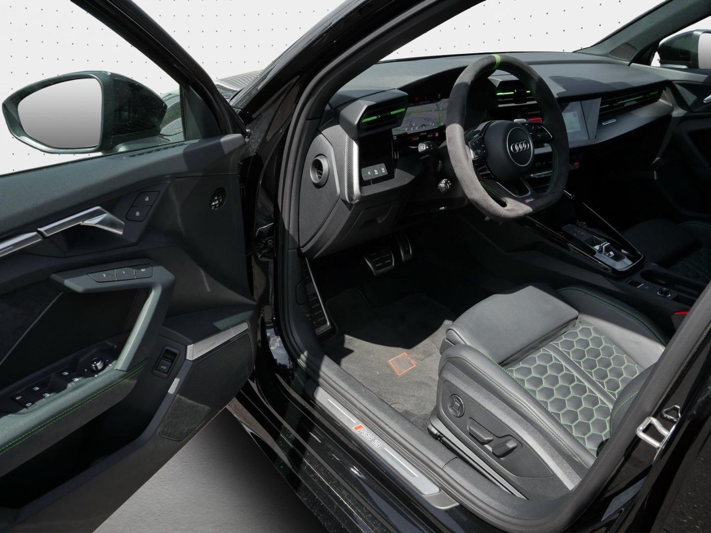 Image about Audi RS 3 Sportback TFSI quattro S tronic