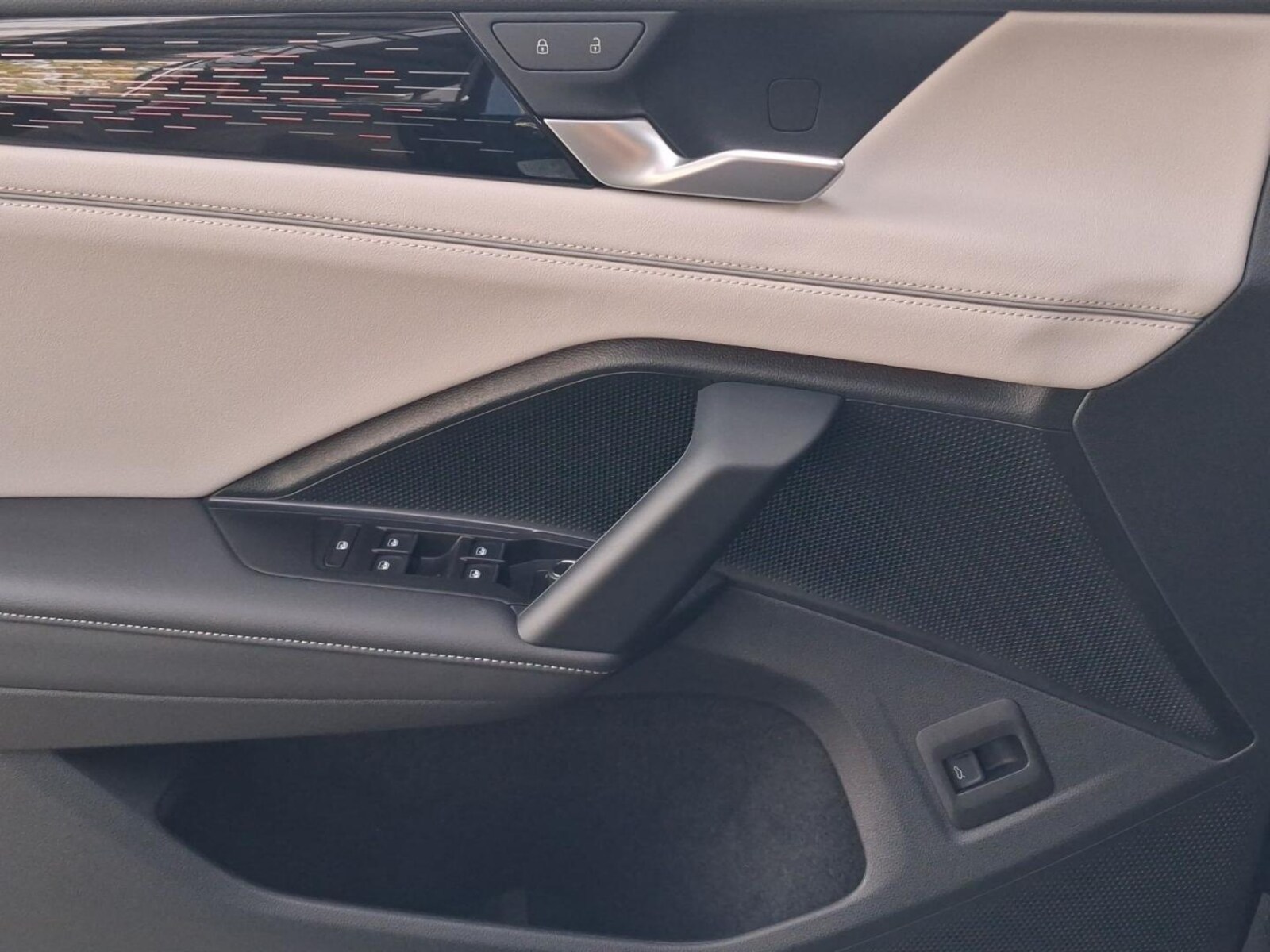 Volkswagen Tiguan – Bild 8