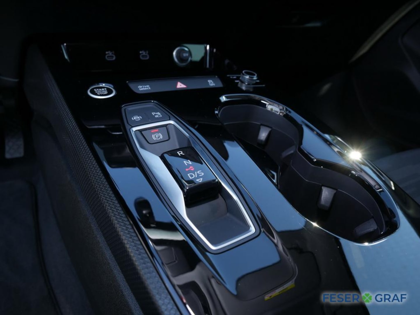 Bild über Audi A5 Avant TDI 150 kW S tronic - für weitere Informationen kontaktieren Sie den Audi Partner