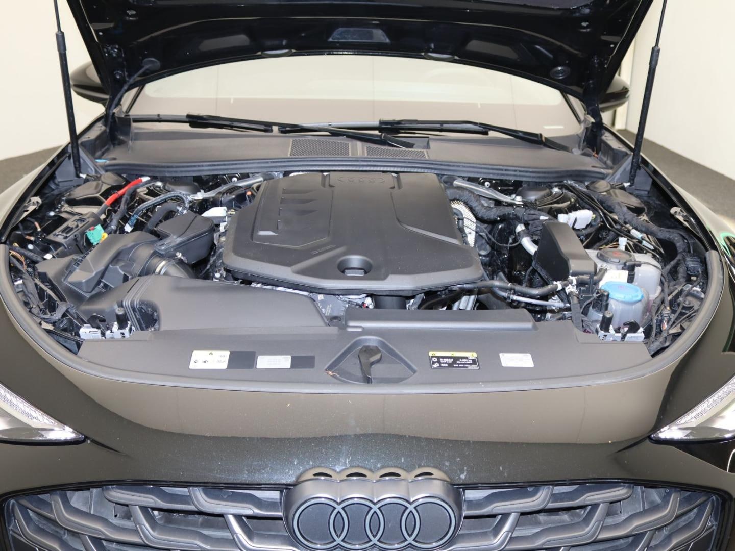 Bild über Audi A6 Avant e-hybrid edition one e-hybrid quattro 270 kW S tronic - für weitere Informationen kontaktieren Sie den Audi Partner