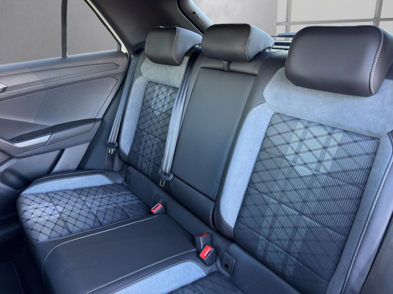 Volkswagen T-Roc – Bild 10