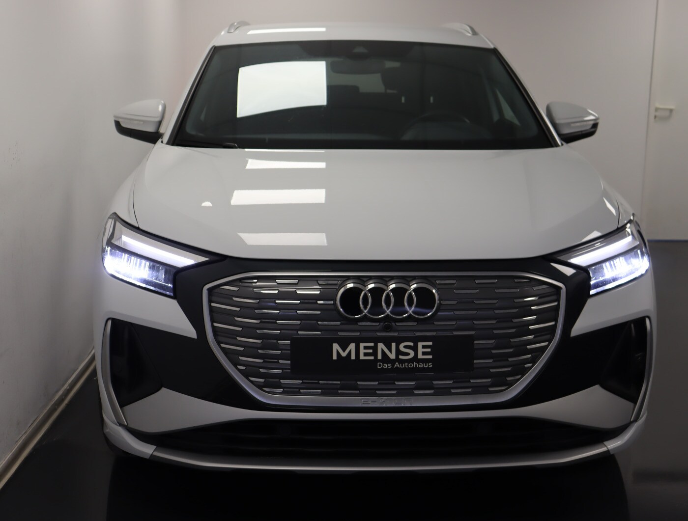 Image about Audi Q4 e-tron 40 e-tron