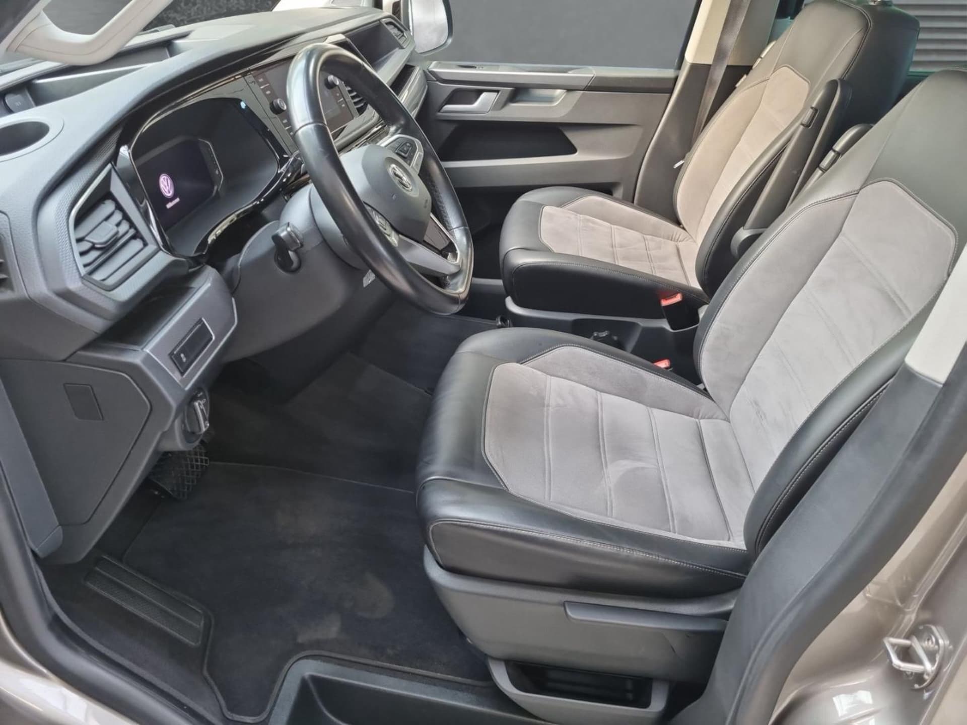 Volkswagen T6.1 Multivan Comfortline