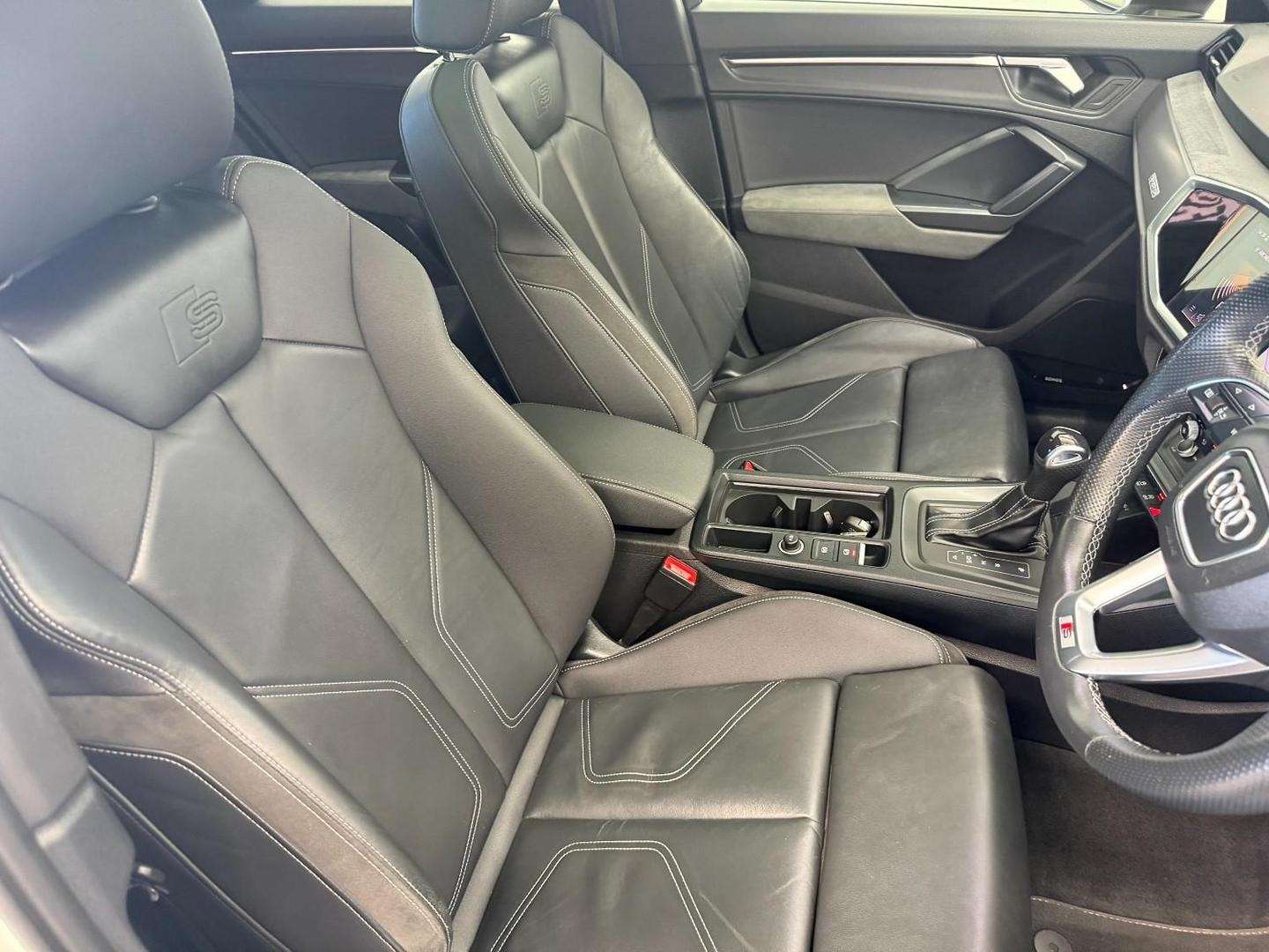 Image about Audi Q3 S line 40 TFSI quattro S tronic