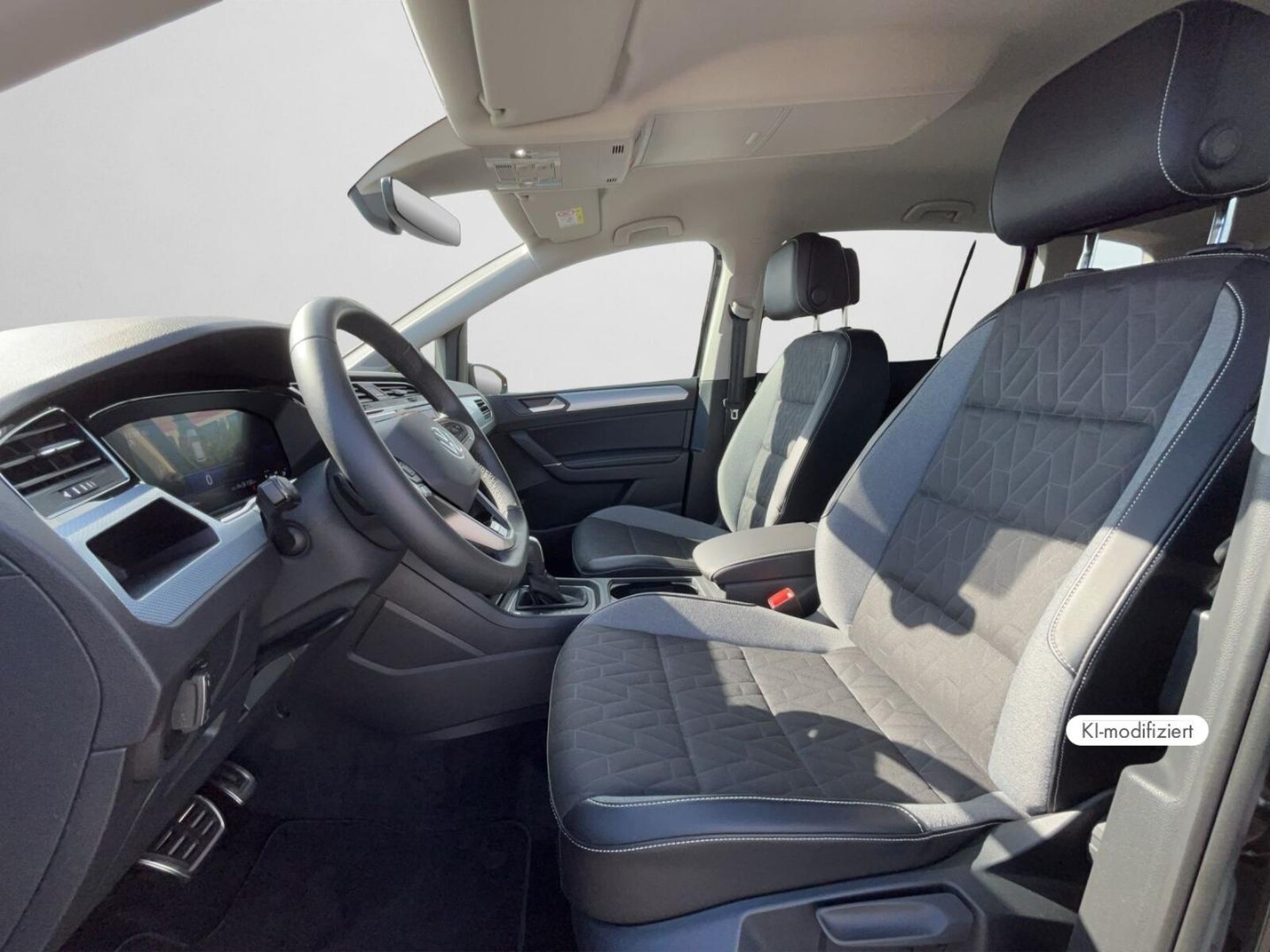 Volkswagen Touran – Bild 12