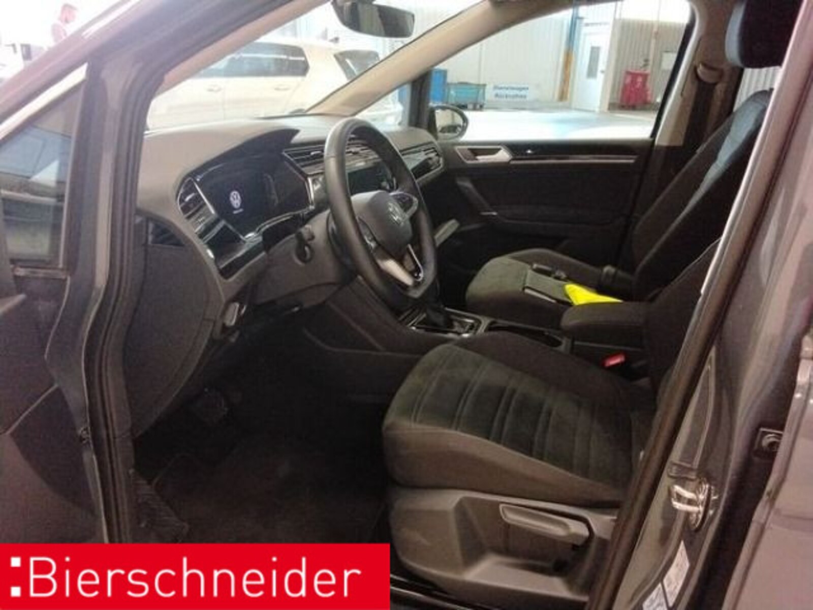 Volkswagen Touran – Bild 3