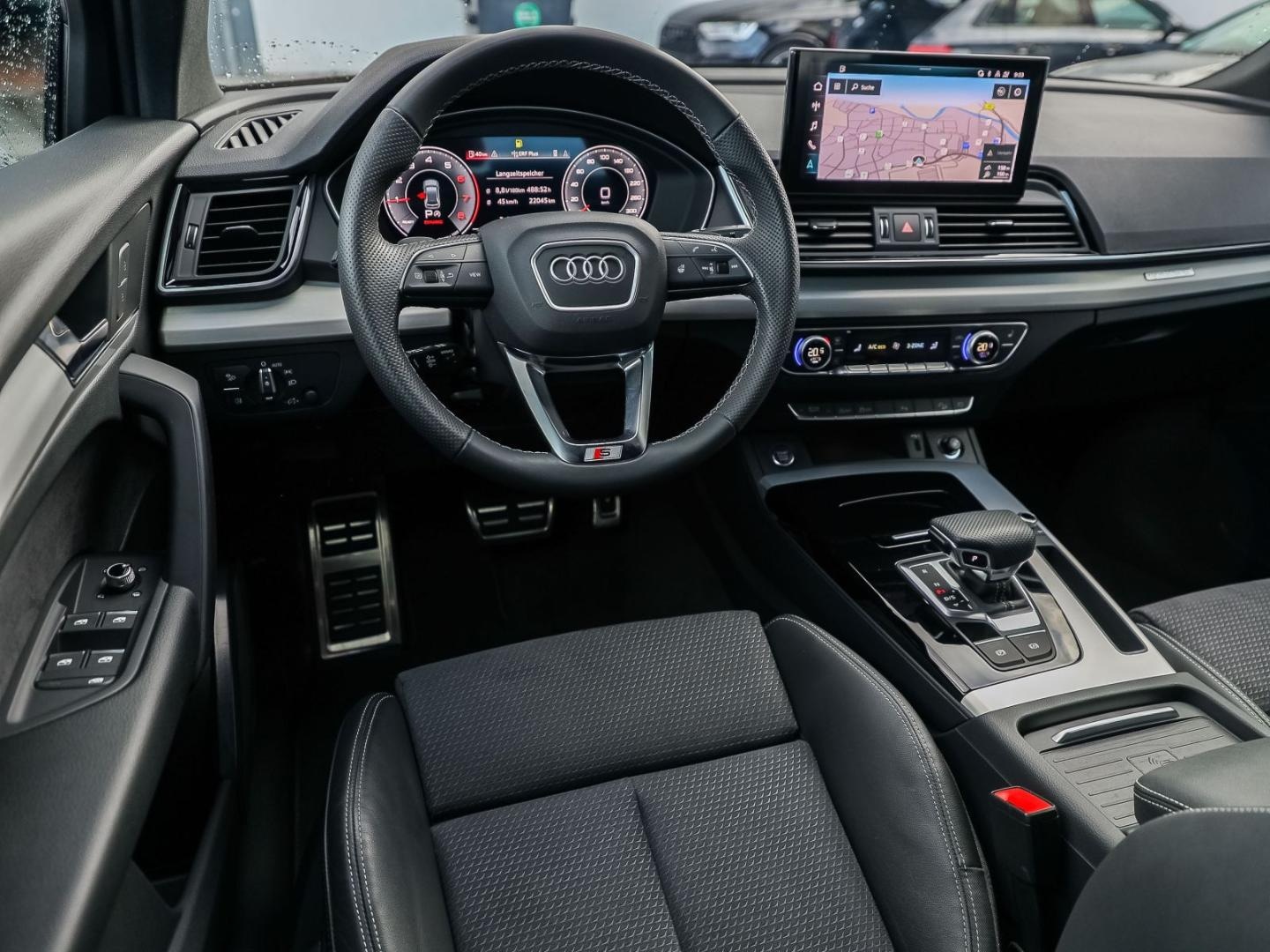 Bild über Audi Q5 Sportback 40 TFSI quattro S tronic - für weitere Informationen kontaktieren Sie den Audi Partner