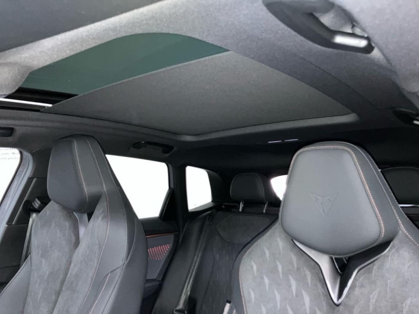 CUPRA Terramar 1.5 TSI e-Hybrid DSG 150 kW (204 CV) — photo 20