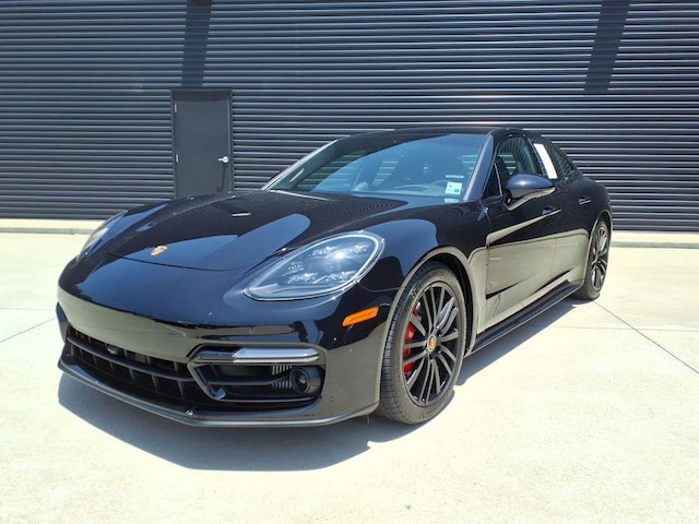 2022 Porsche Panamera