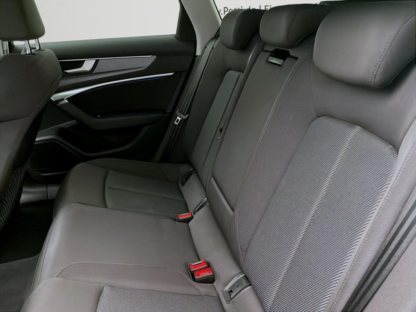 Bild über Audi A6 Avant TFSI e advanced 50 TFSI e quattro S tronic - für weitere Informationen kontaktieren Sie den Audi Partner
