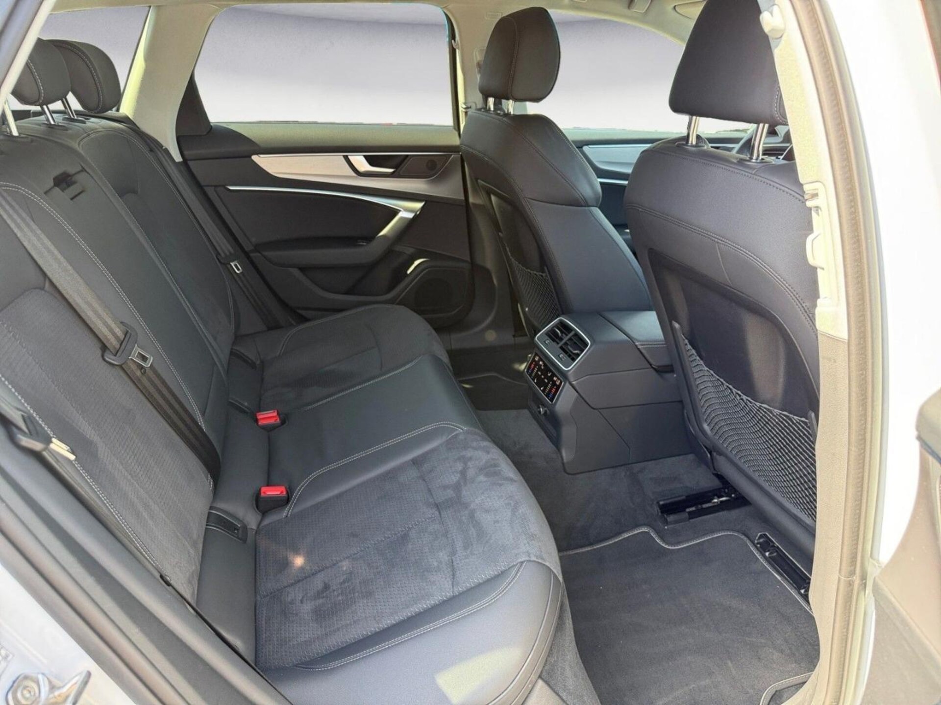 Audi S6 Avant