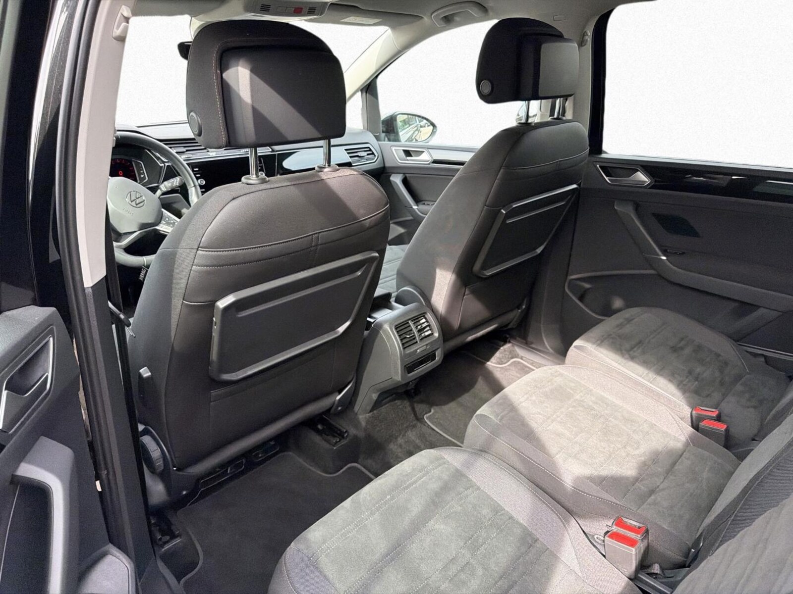 Volkswagen Touran – Bild 9