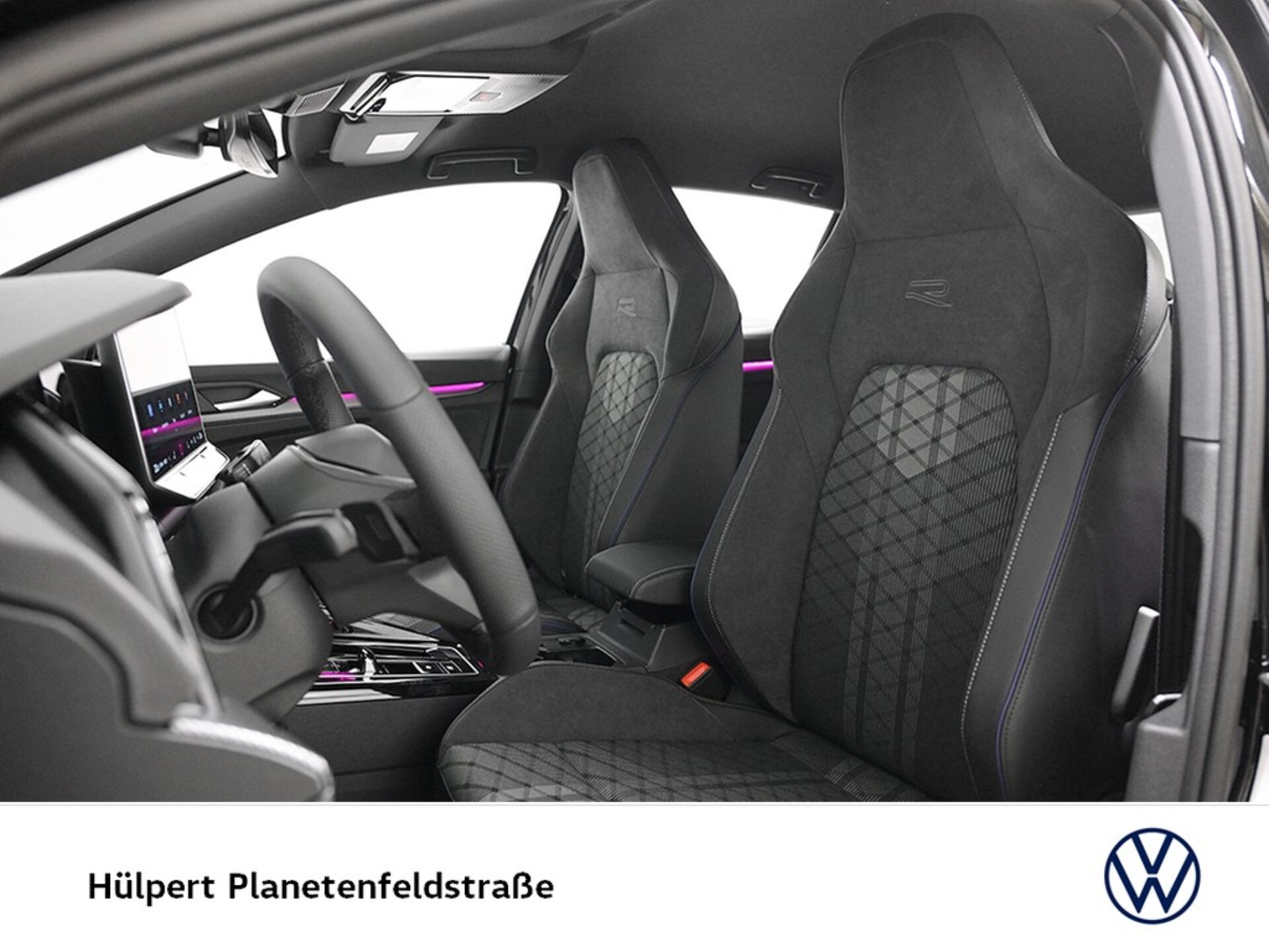 Volkswagen Golf R-Line