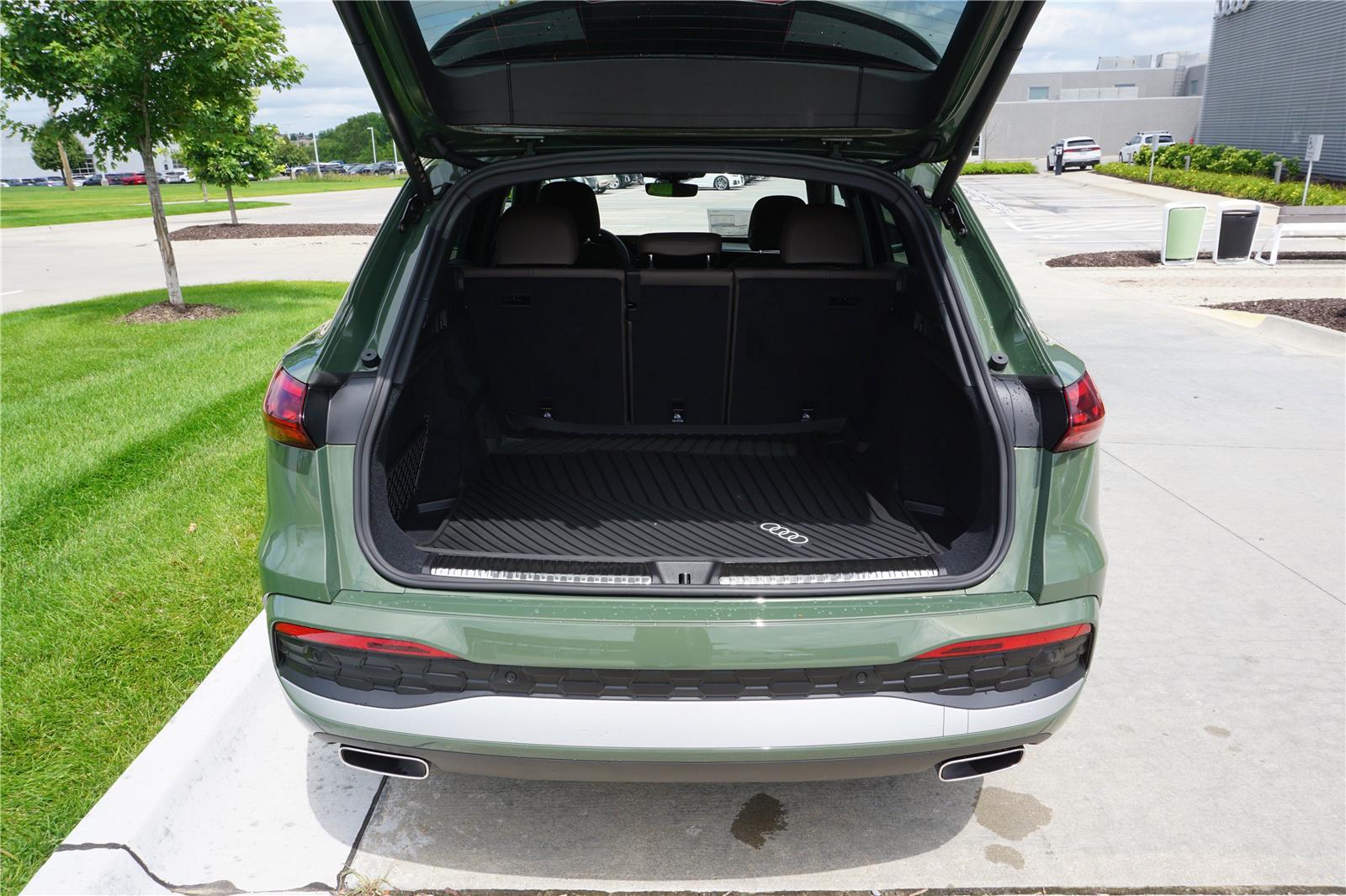 2025 Audi Q5 Premium - Photo 19