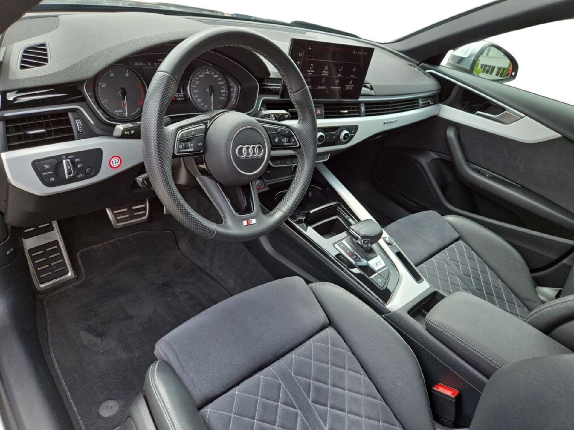 Audi S4 Avant