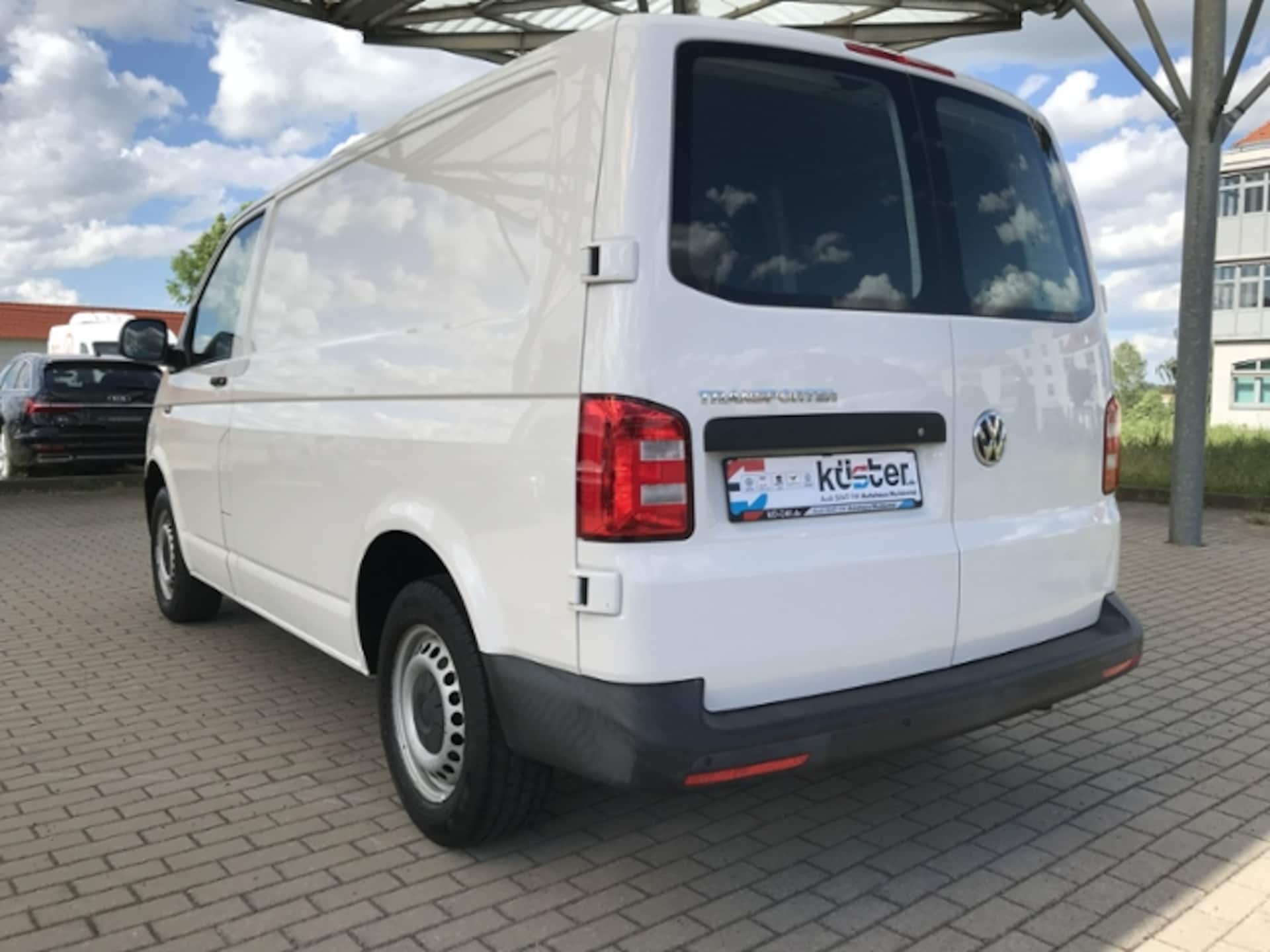 Volkswagen T6 Transporter Kasten kurzer Radstand