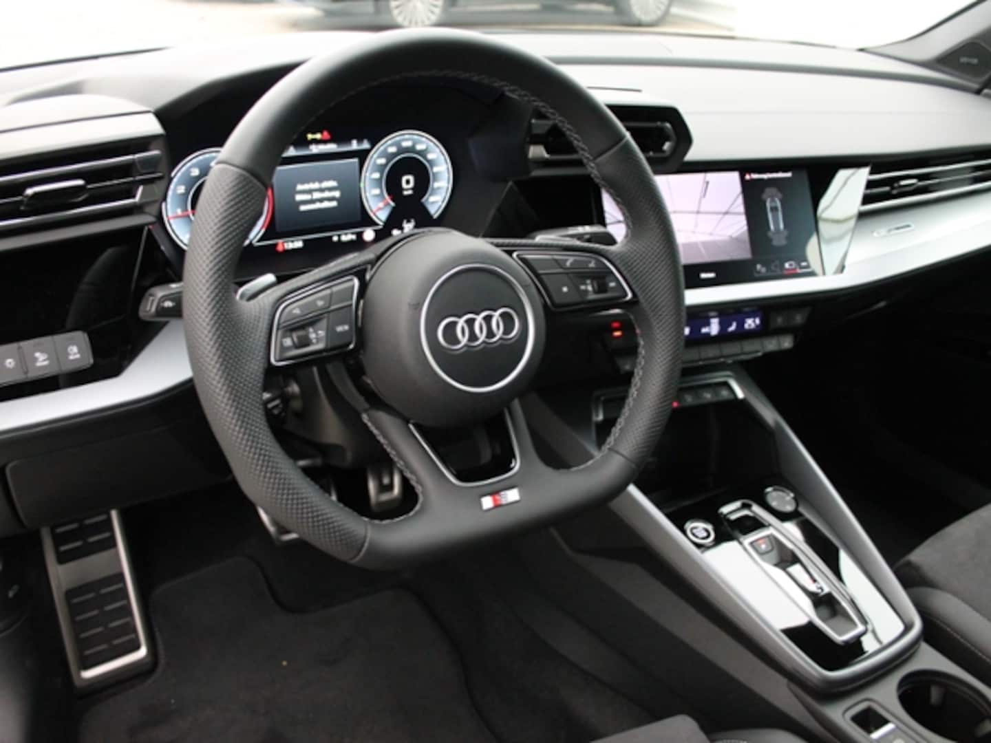 Bild über Audi A3 Sportback TFSI 110 kW S tronic - für weitere Informationen kontaktieren Sie den Audi Partner