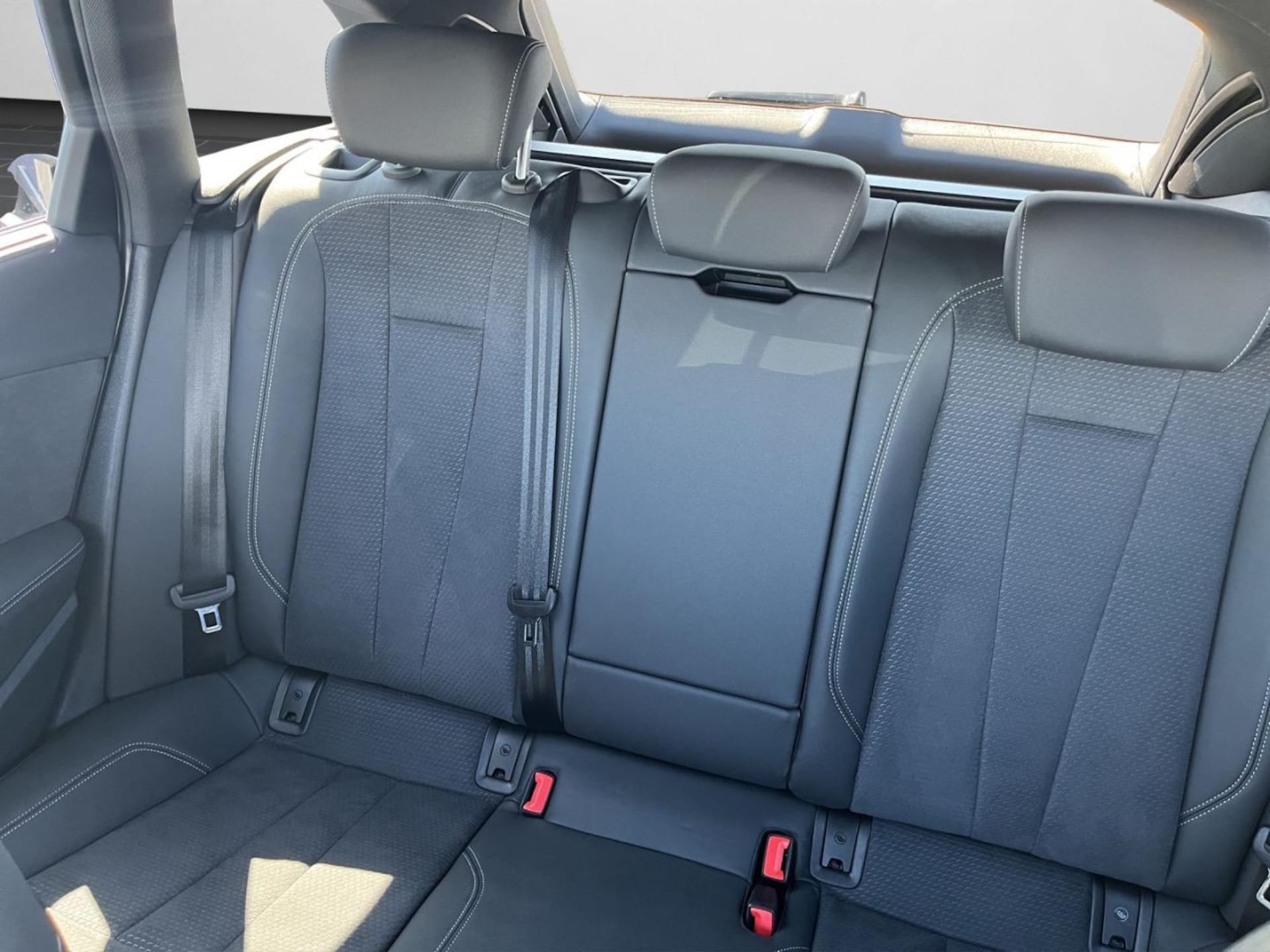 Audi A4 Avant S line