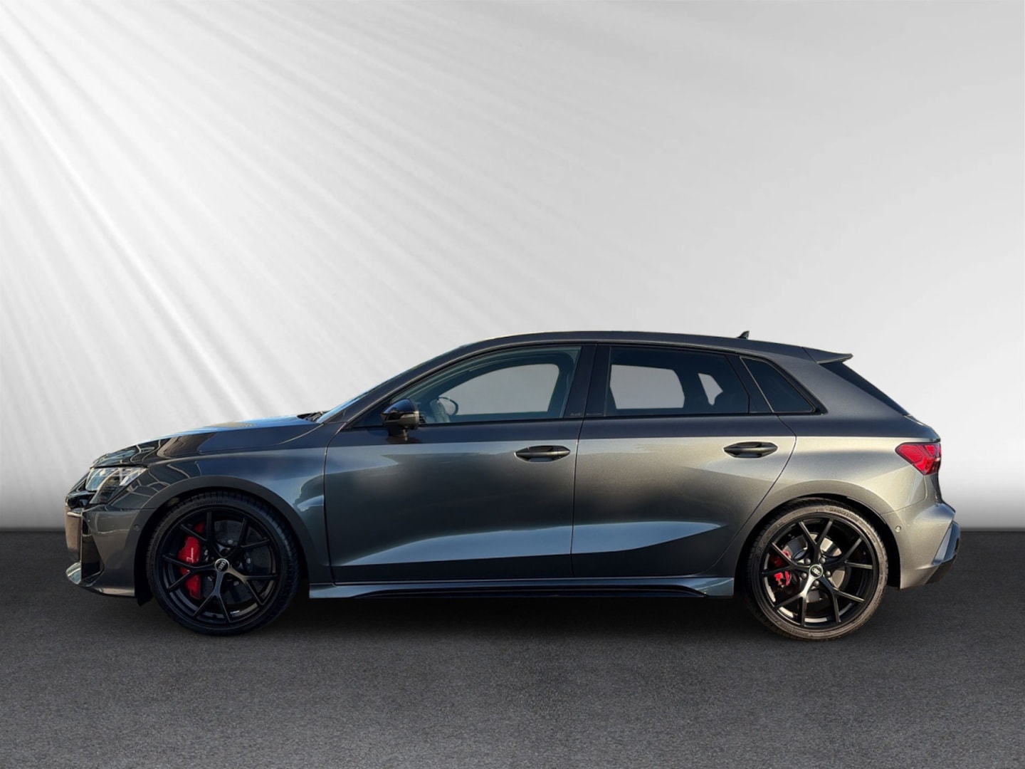 Bild über Audi RS 3 Sportback TFSI quattro 294 kW S tronic - für weitere Informationen kontaktieren Sie den Audi Partner