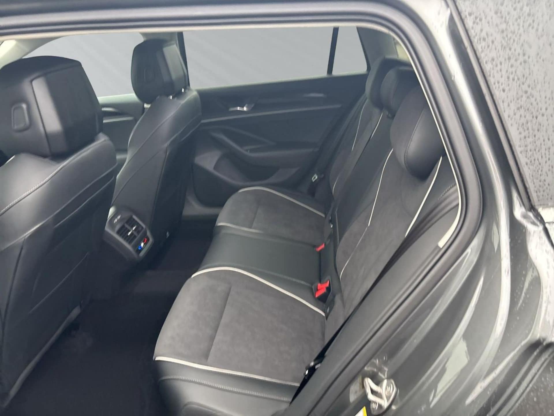 Volkswagen Passat Business