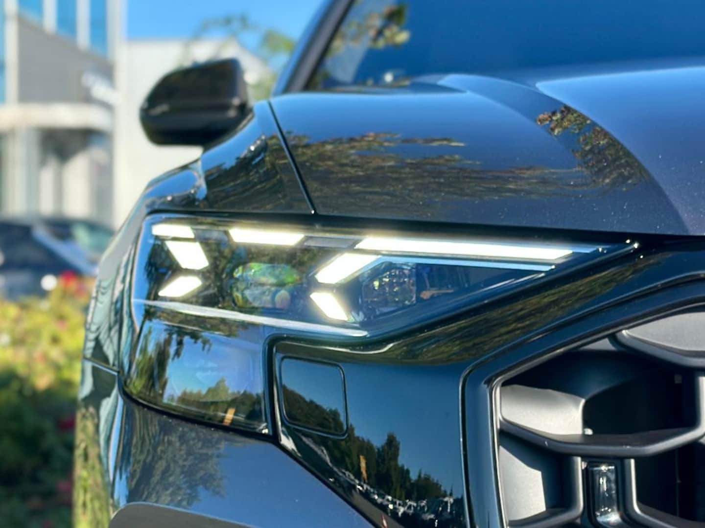 Bild über Audi SQ8 SUV TFSI quattro tiptronic - für weitere Informationen kontaktieren Sie den Audi Partner