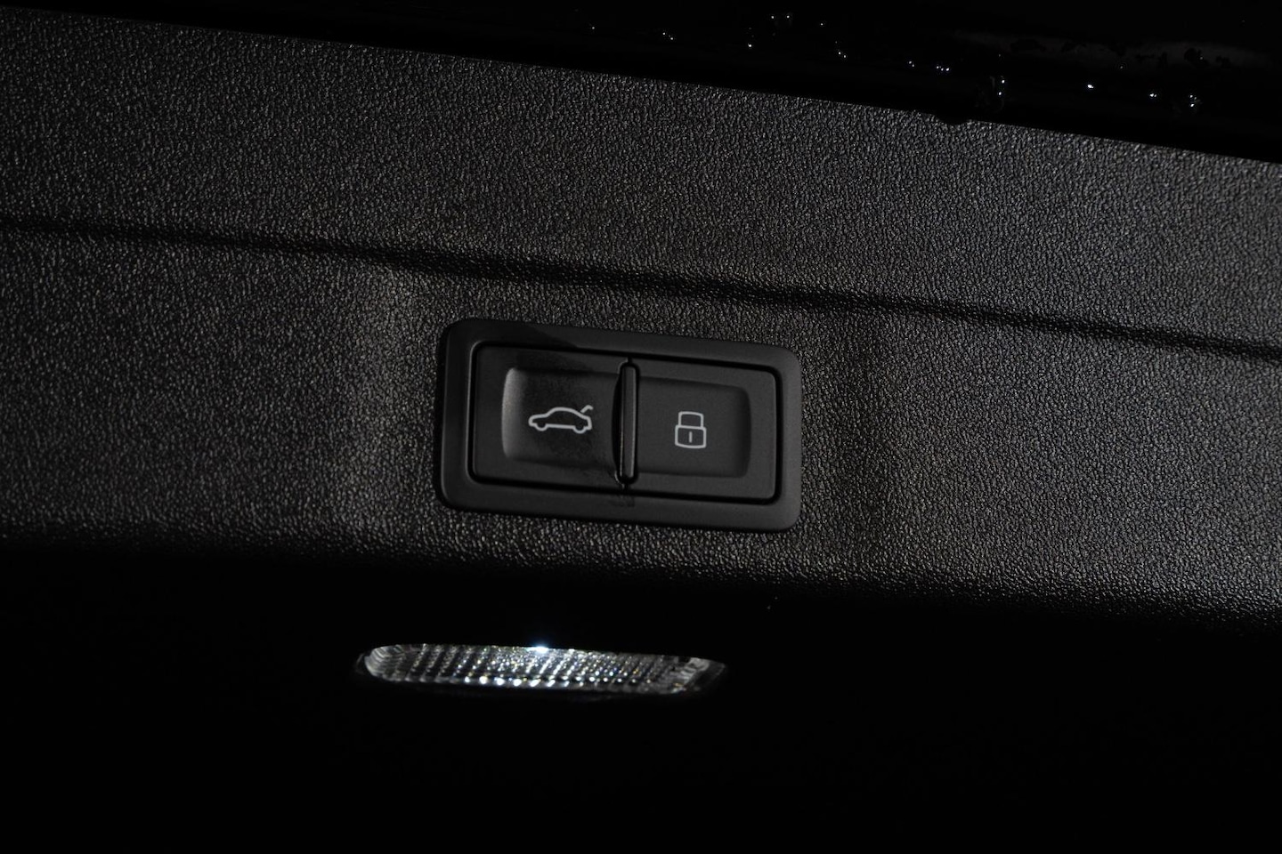 Image about Audi A5 Avant TFSI e e-hybrid quattro 270 kW S tronic