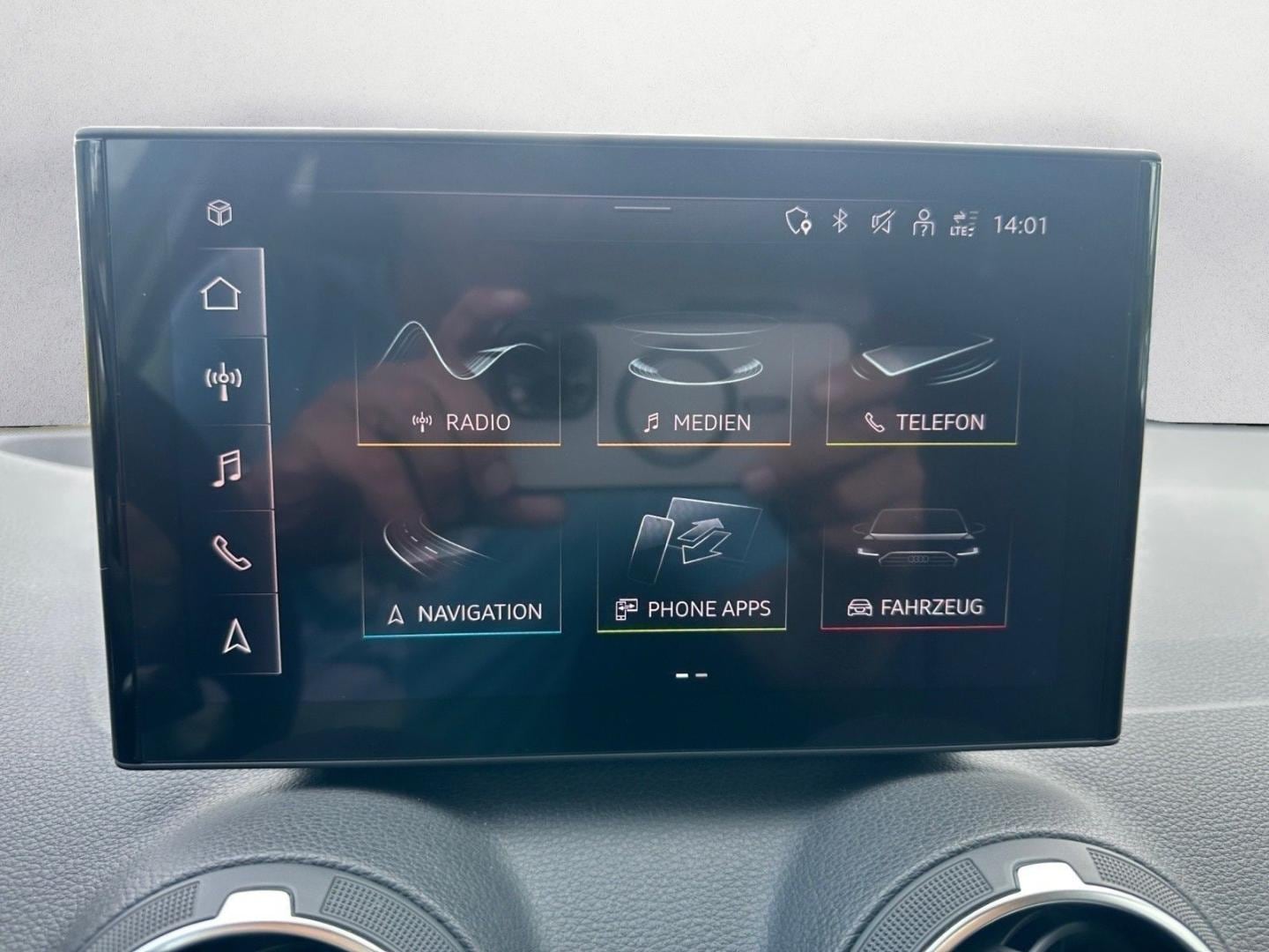 Bild über Audi Q2 advanced 35 TFSI S tronic - für weitere Informationen kontaktieren Sie den Audi Partner