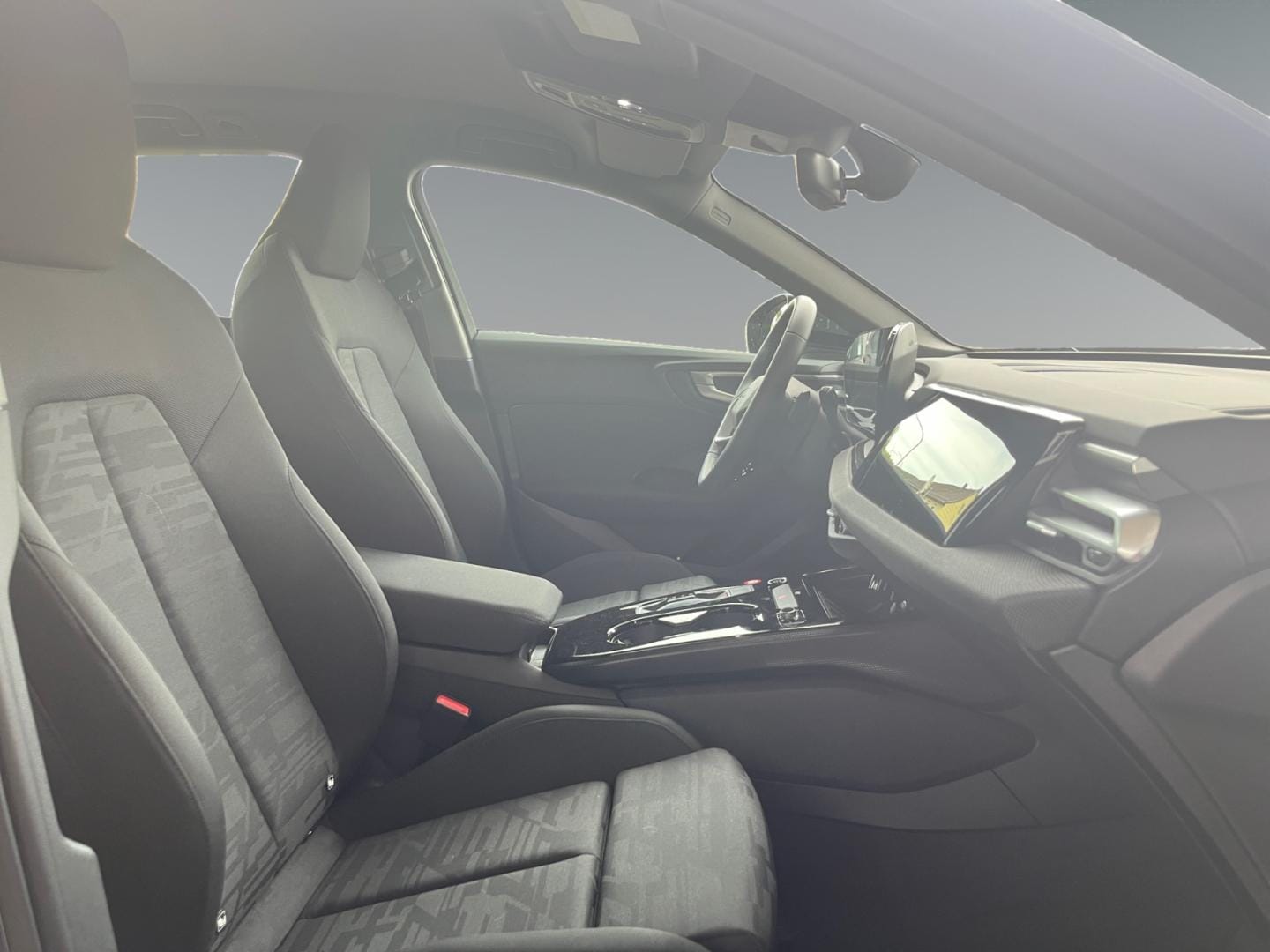 Bild über Audi A5 Avant TDI 150 kW S tronic - für weitere Informationen kontaktieren Sie den Audi Partner
