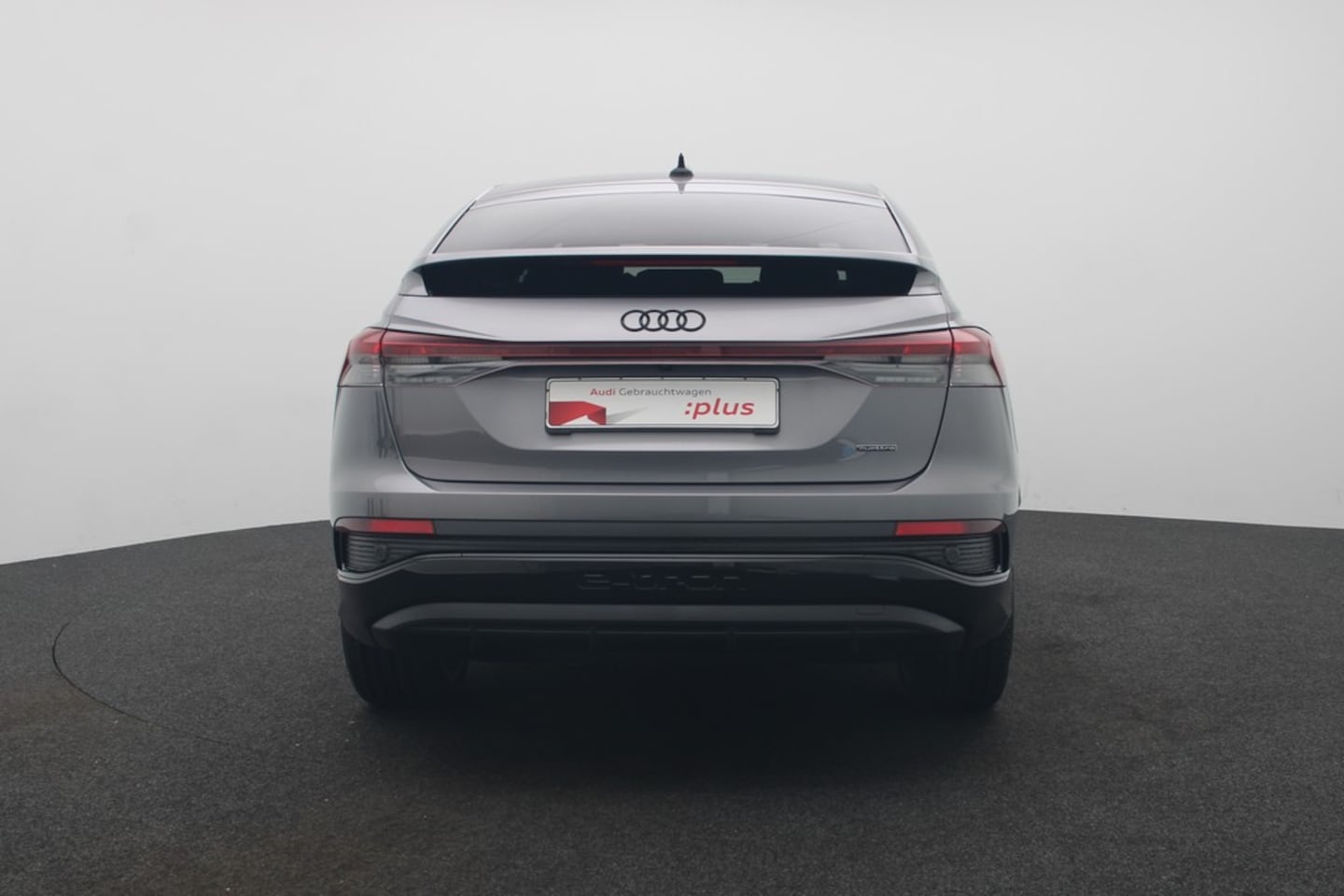 Bild über Audi Q4 Sportback e-tron 50 e-tron quattro - für weitere Informationen kontaktieren Sie den Audi Partner