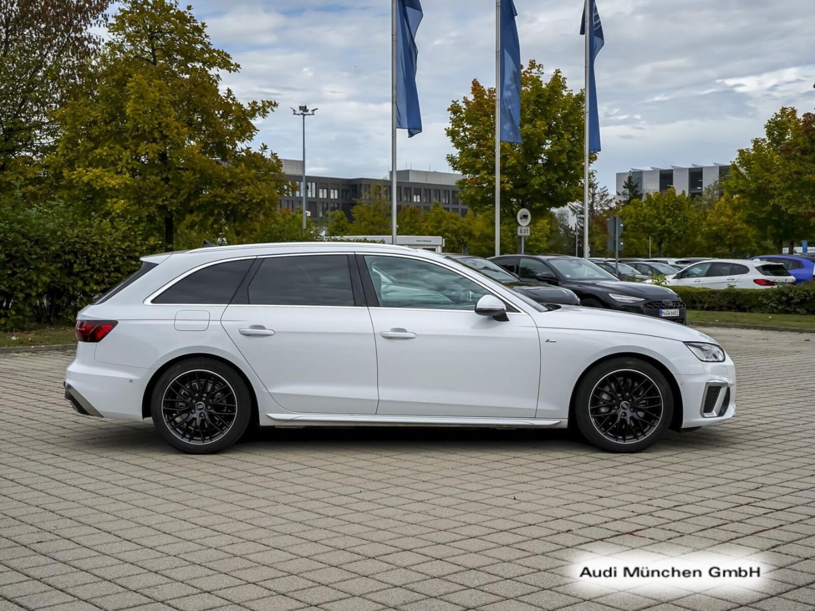 Audi A4 Avant – Bild 4