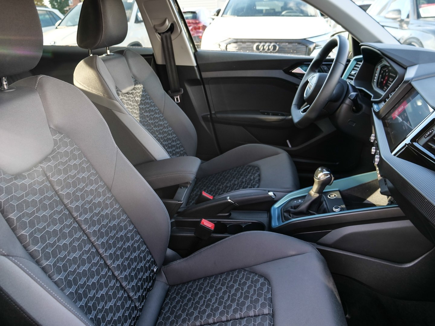 Bild über Audi A1 Sportback advanced 30 TFSI S tronic - für weitere Informationen kontaktieren Sie den Audi Partner