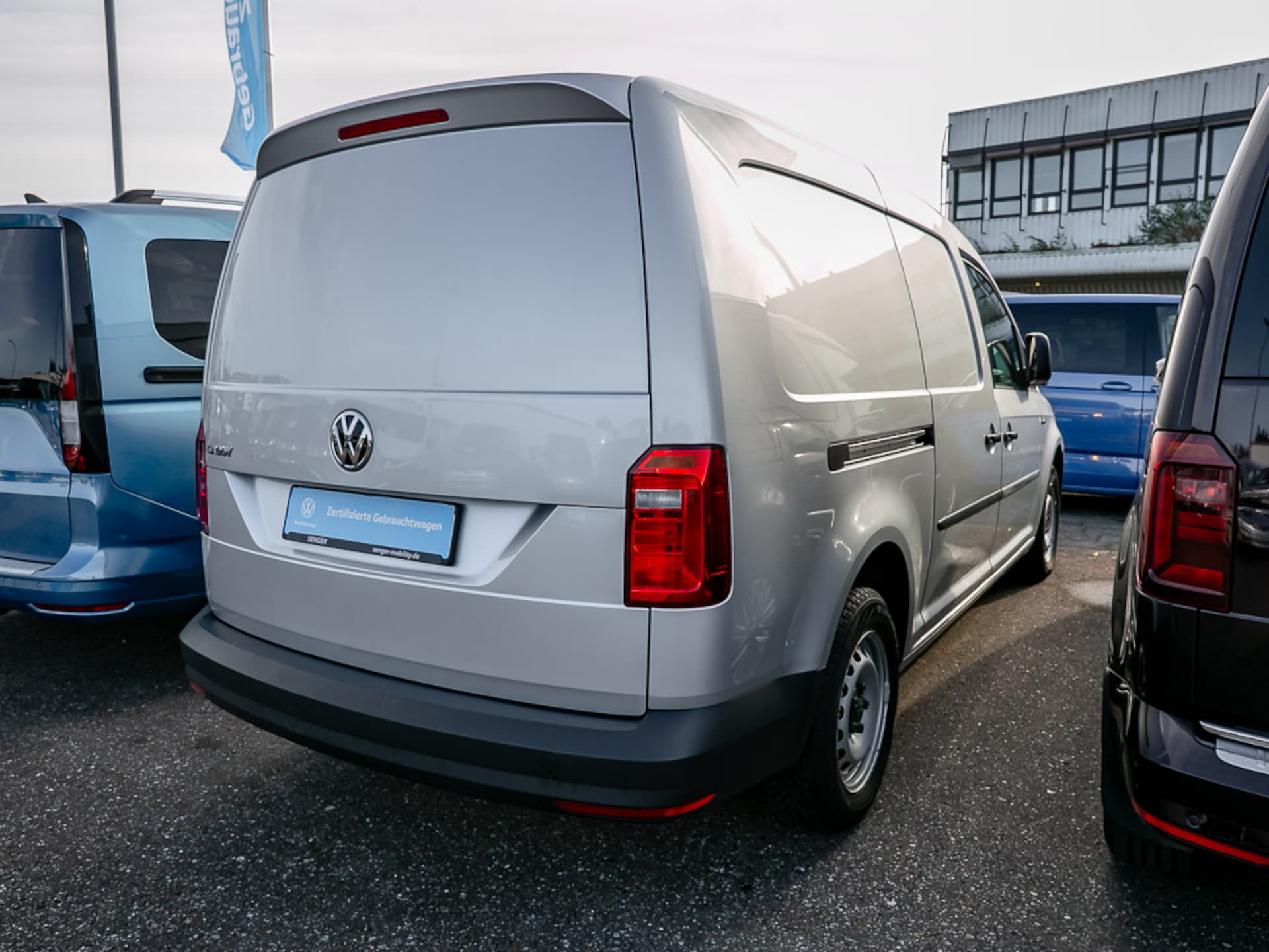 Volkswagen Caddy Maxi Kasten Basis-Modell
