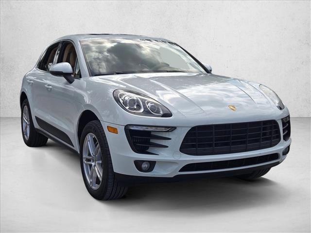 2015 Porsche Macan