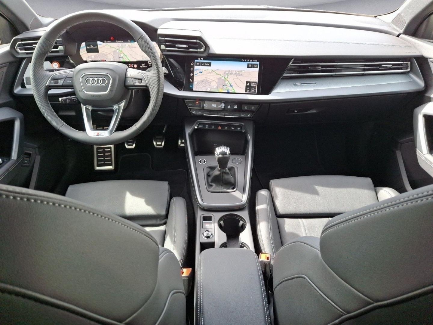 Bild über Audi A3 Limousine TFSI Schaltgetriebe - für weitere Informationen kontaktieren Sie den Audi Partner