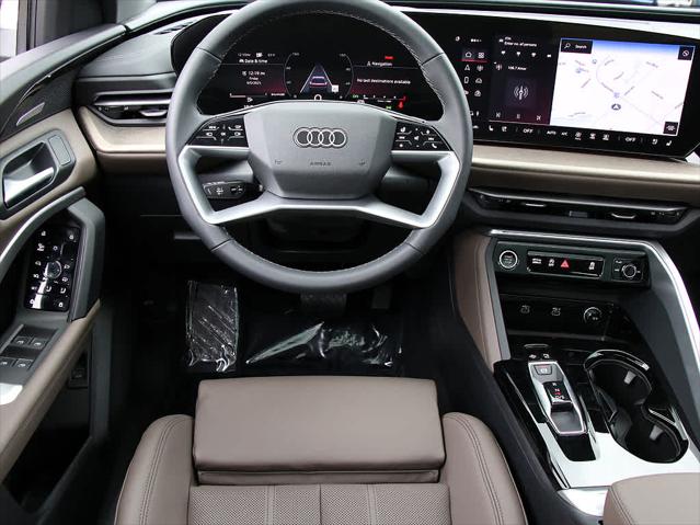 2025 AUDI Q5 - Image 16