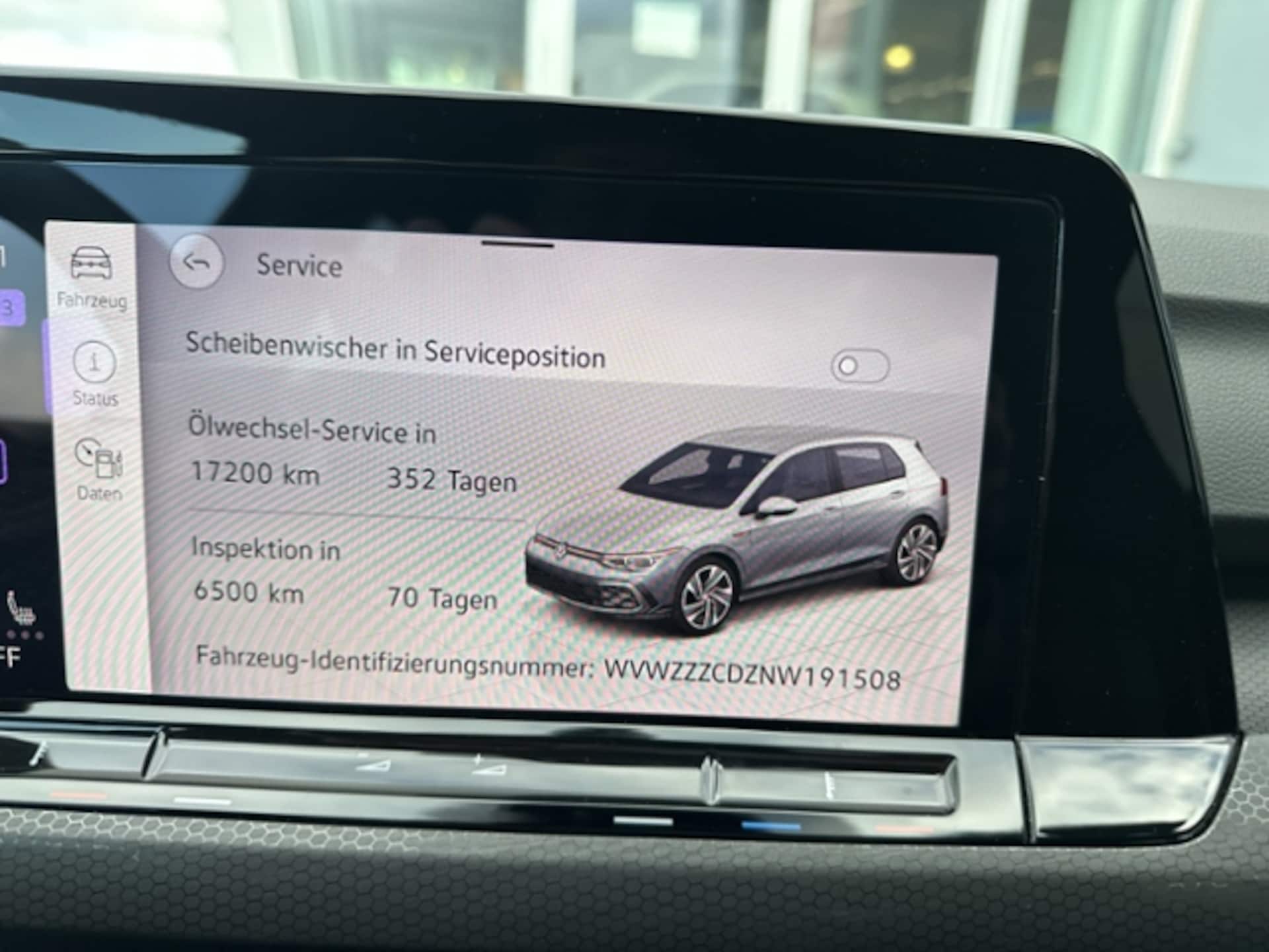 Volkswagen Golf GTI