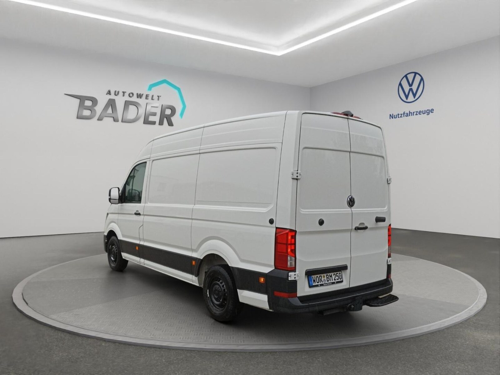 Volkswagen Crafter Kasten mittlerer Radstand – Bild 4