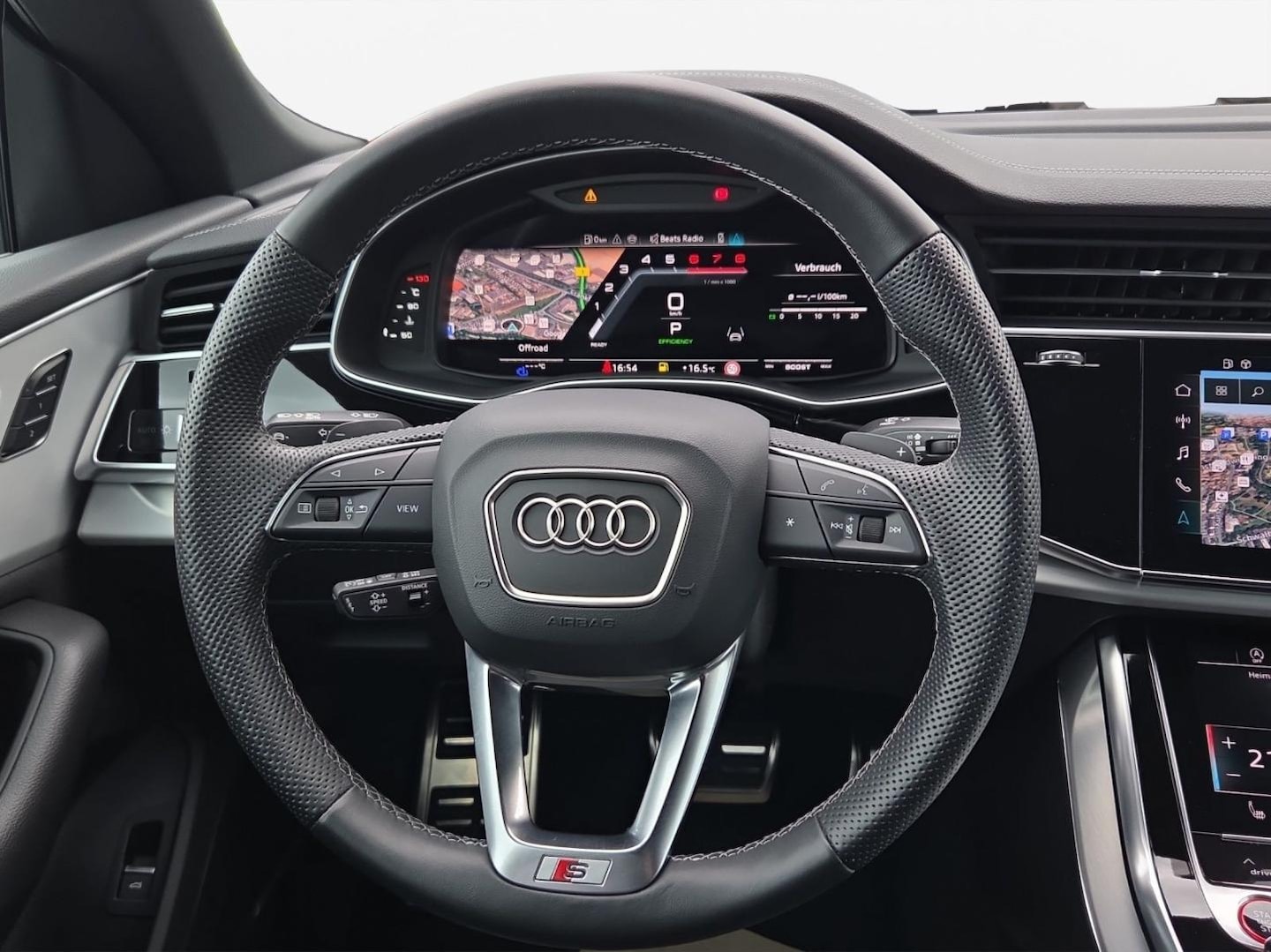 Bild über Audi SQ8 TFSI quattro tiptronic - für weitere Informationen kontaktieren Sie den Audi Partner