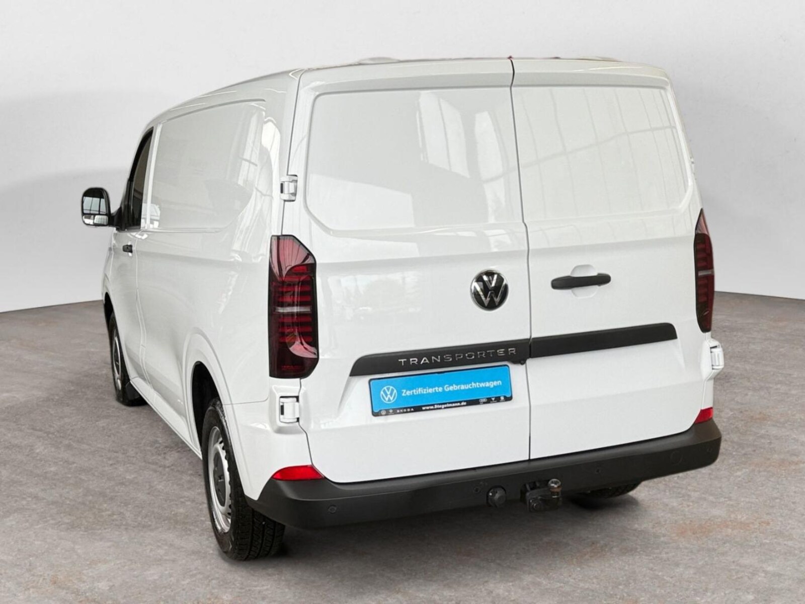Volkswagen Transporter Kasten kurzer Radstand – Bild 4