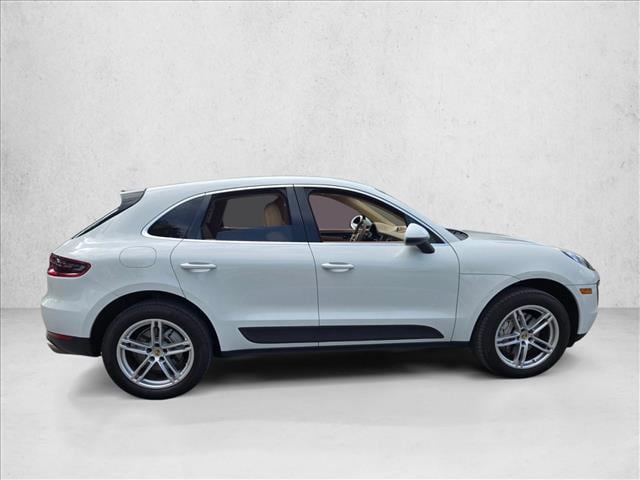 2015 Porsche Macan