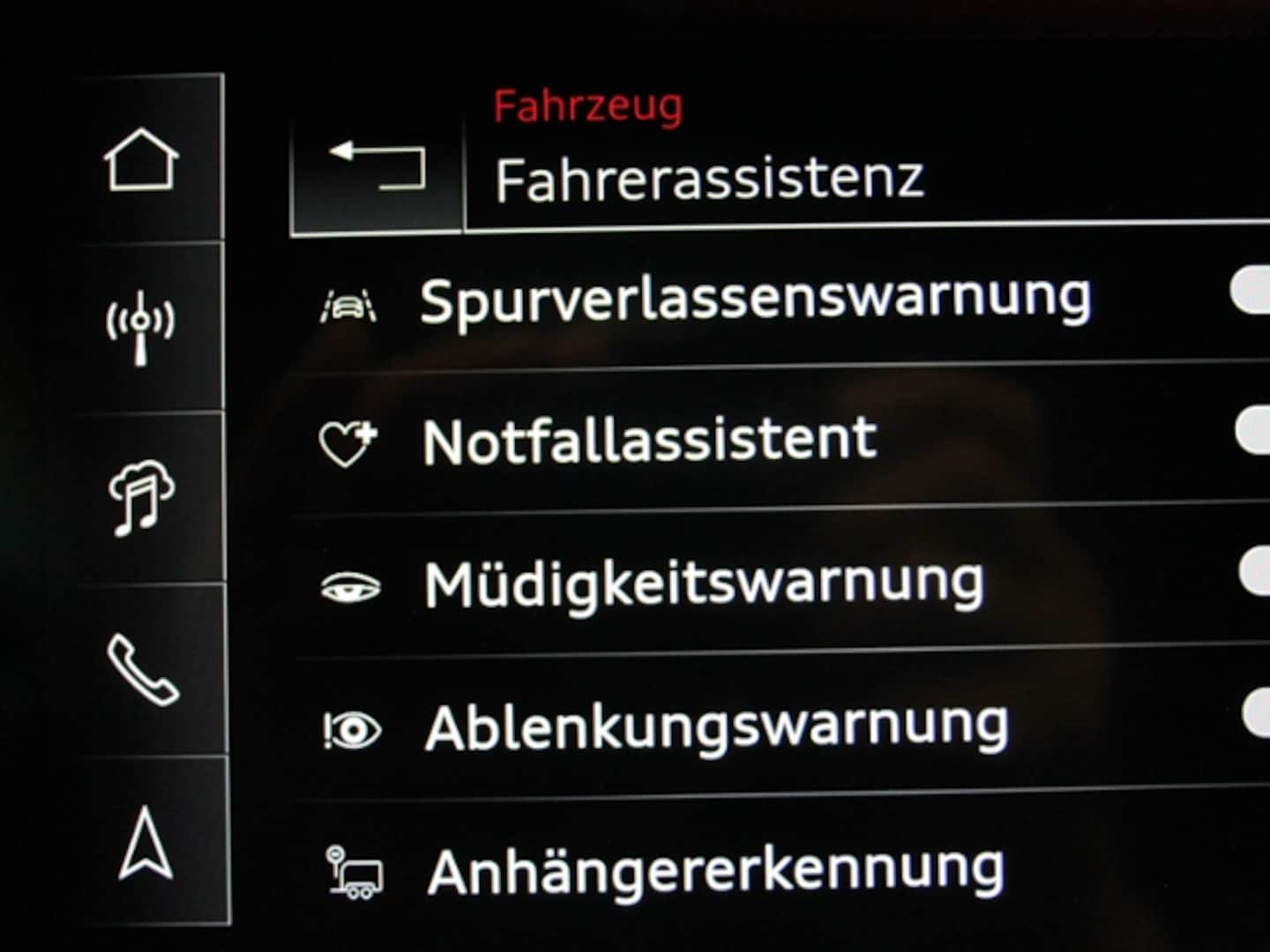 Bild über Audi A3 Sportback TFSI 110 kW S tronic - für weitere Informationen kontaktieren Sie den Audi Partner