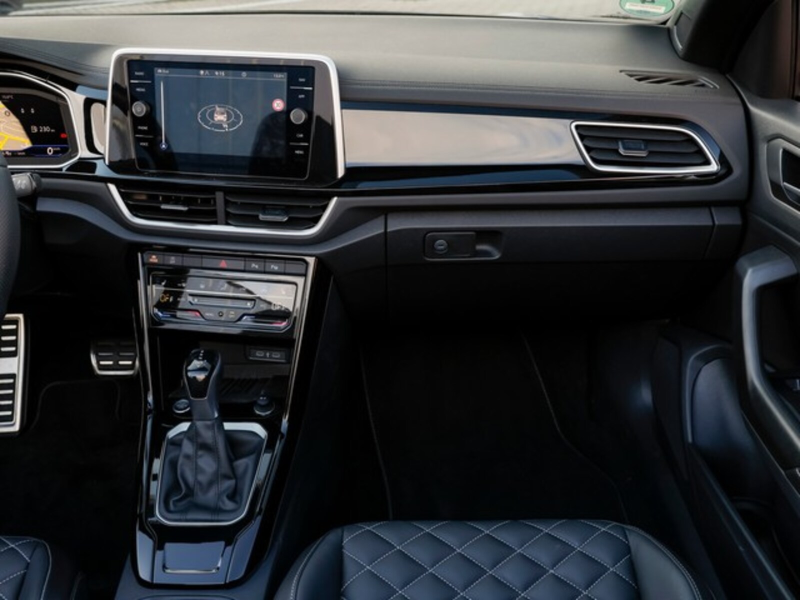 Volkswagen T-Roc Cabriolet – Bild 12