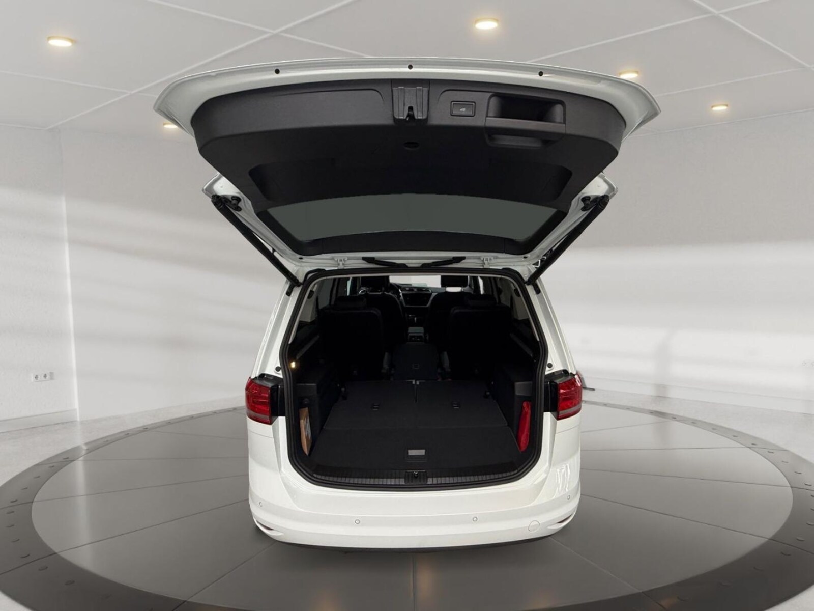 Volkswagen Touran – Bild 16