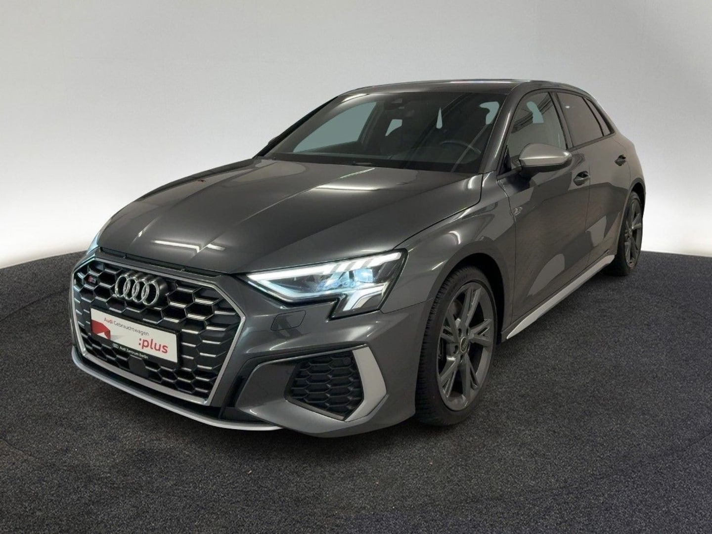 Bild über Audi S3 Sportback TFSI quattro S tronic - für weitere Informationen kontaktieren Sie den Audi Partner