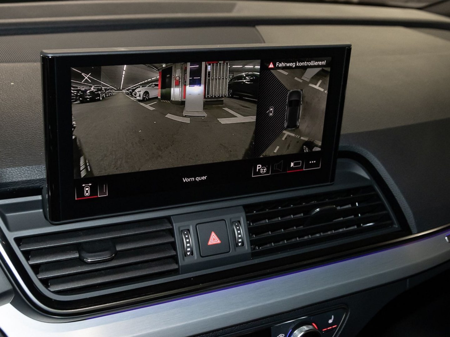 Bild über Audi Q5 TFSI e S line 50 TFSI e quattro S tronic - für weitere Informationen kontaktieren Sie den Audi Partner