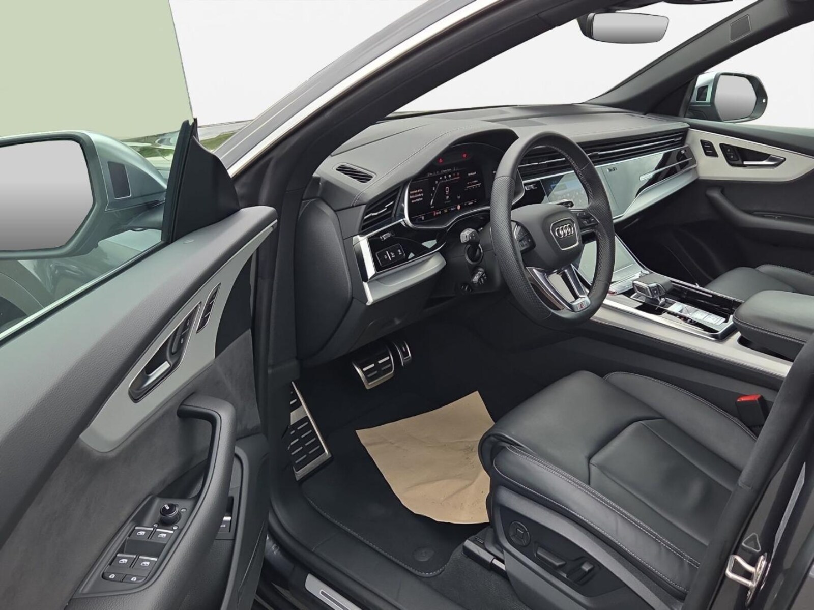 Audi SQ8 – Bild 14