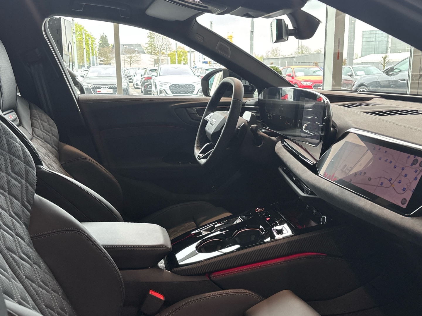 Bild über Audi A5 Limousine e-hybrid e-hybrid quattro 270 kW S tronic - für weitere Informationen kontaktieren Sie den Audi Partner