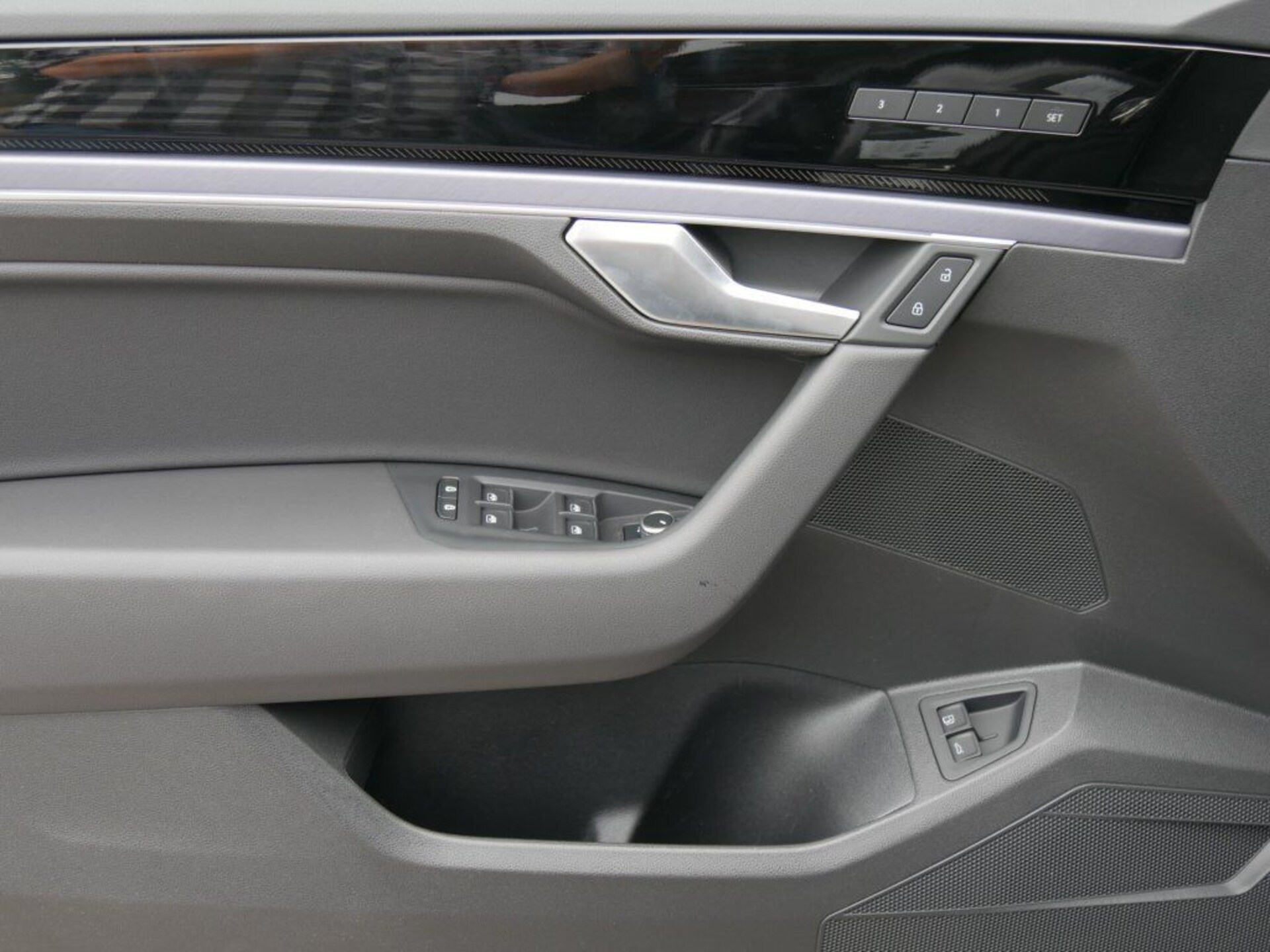 Volkswagen Touareg R